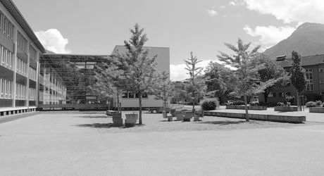 Vom Arbeiten und Wohnen in Schulen