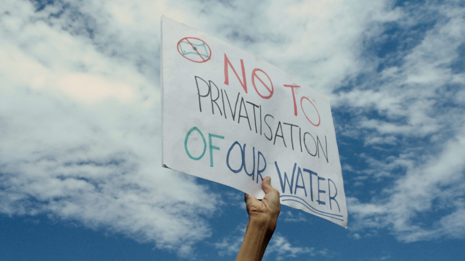 Scenes from a dry city